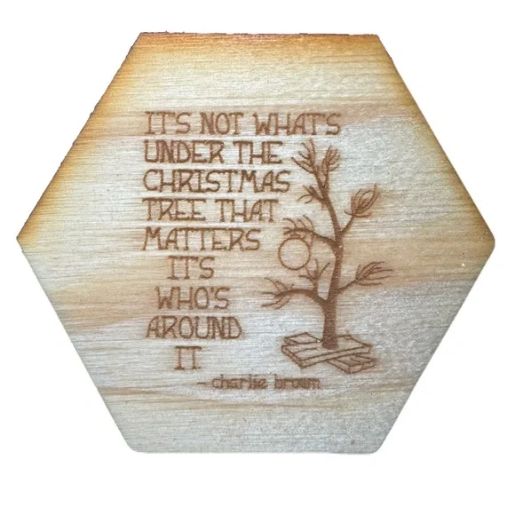 Snoopy and Friends Wood Engraved Holiday Magnet - Choose 1 - Picture 4 of 8